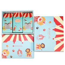 Load image into Gallery viewer, 100 Set kraft paper gift packaging box cookie Circus london soldier paper bag handle candy packaging kids windows Birthday party