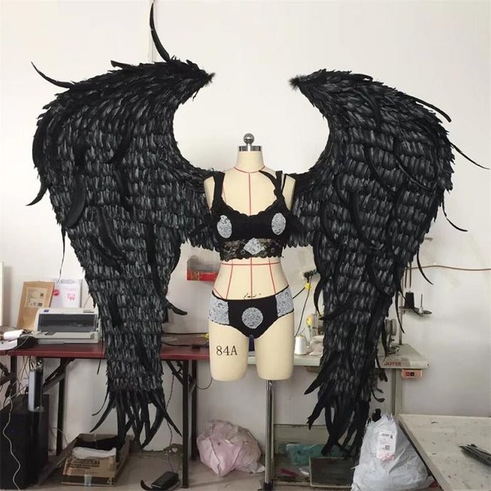 Angel feather wings black evil devil Halloween costume wings model runway show catwalk show cosplay props